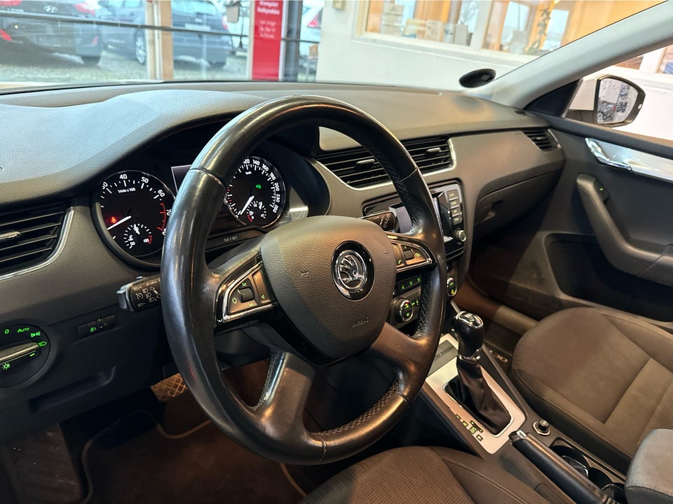 Skoda Octavia 1,4 TSi 140 Elegance Combi DSG 5d