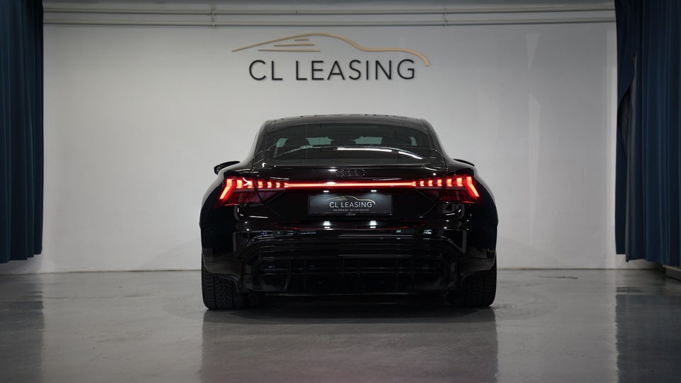 Audi e-tron GT quattro 4d