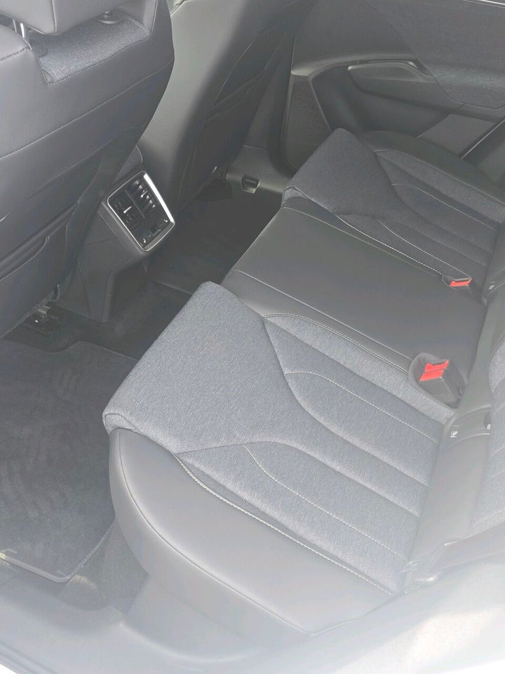 Skoda Elroq 85 iV Loft 5d