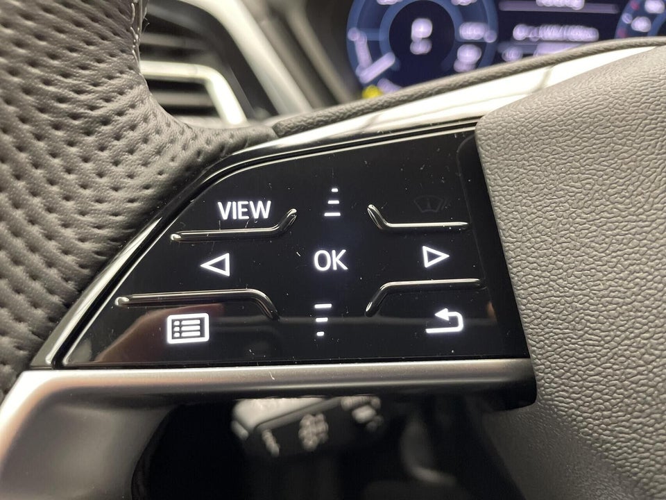 Audi Q4 e-tron 45 S-line quattro 5d