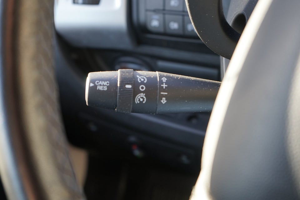 Peugeot Boxer 333 2,2 BlueHDi 140 L2H2 Premium