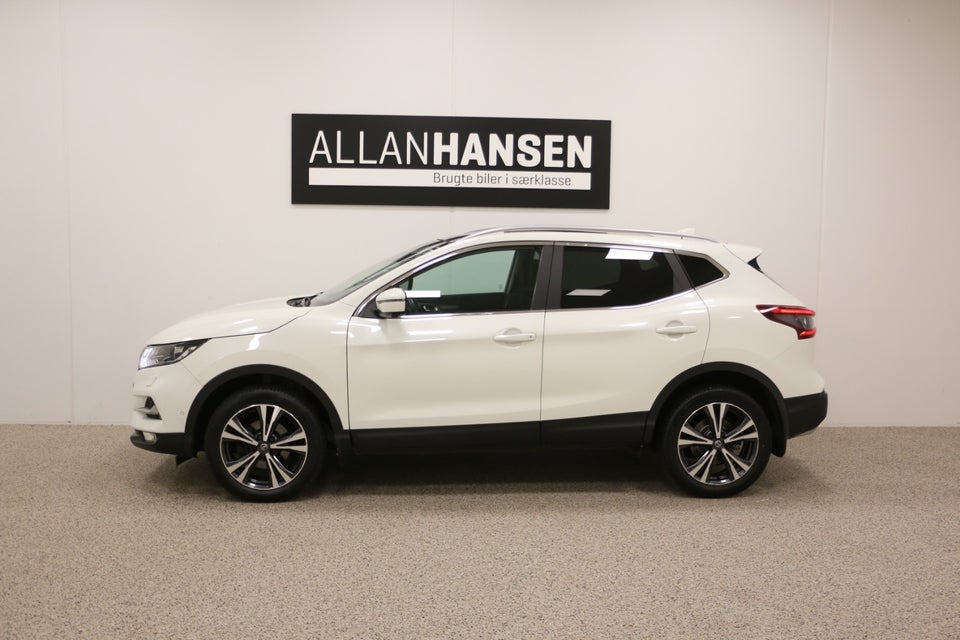 Nissan Qashqai 1,6 Dig-T 163 N-Connecta 5d