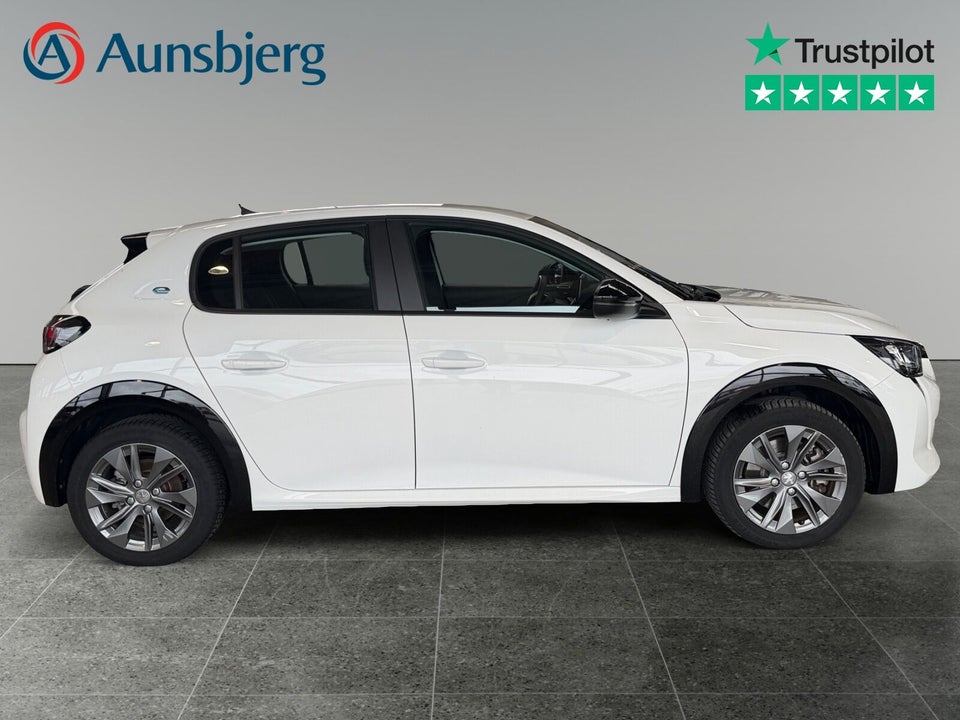 Peugeot e-208 50 Active 5d