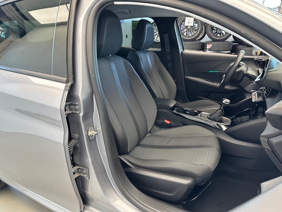 Peugeot 208 1,2 PureTech 100 Allure 5d