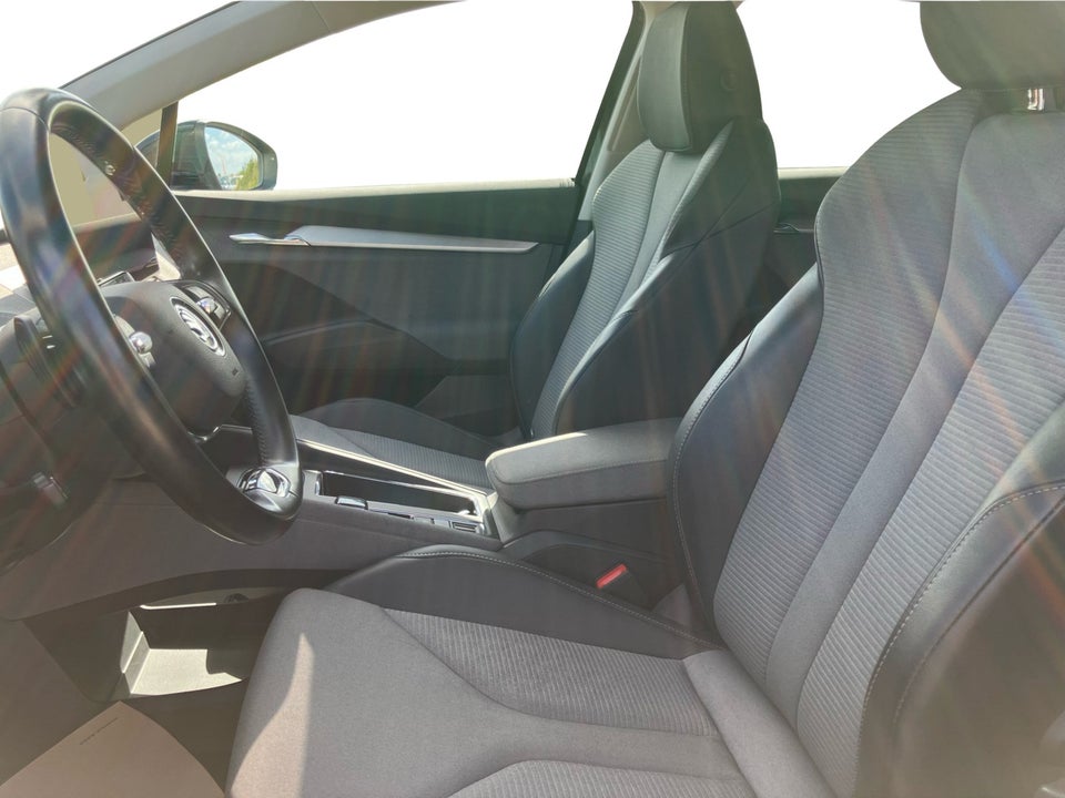 Skoda Enyaq 80 iV Loft 5d