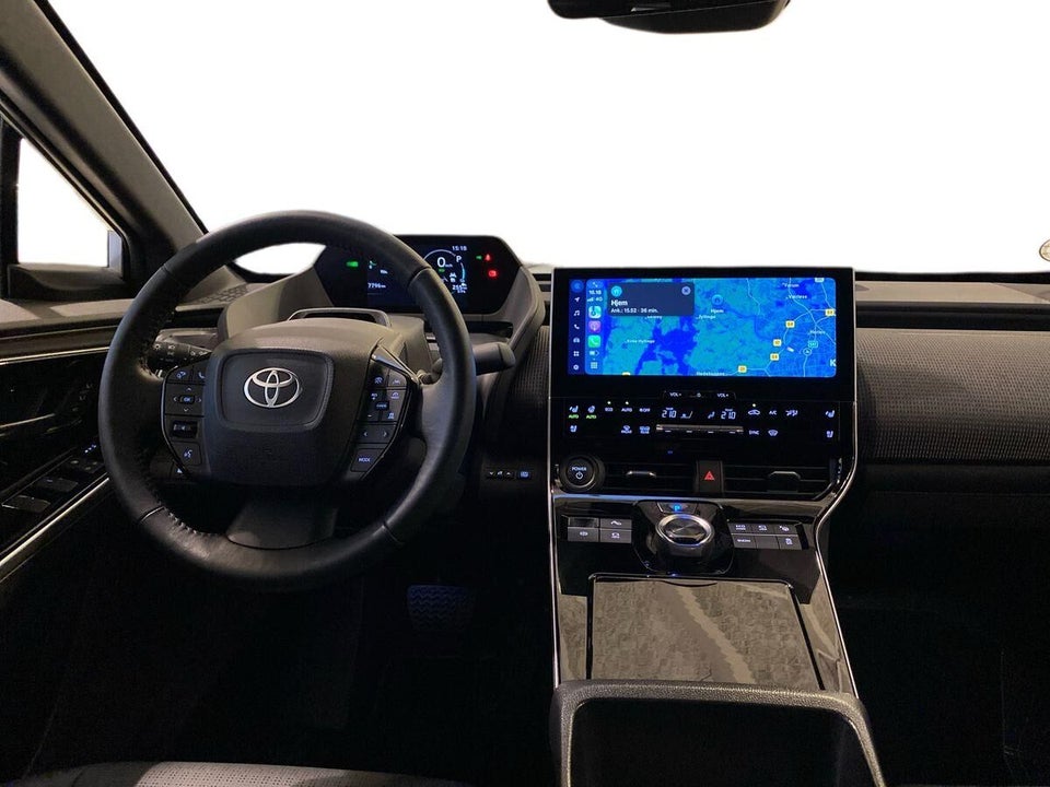 Toyota bZ4X Executive 5d