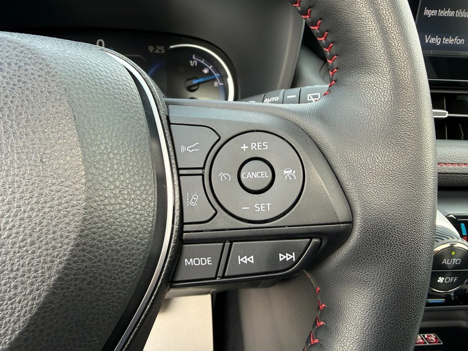 Toyota RAV4 2,5 Plug-in Hybrid Executive AWD-i 5d