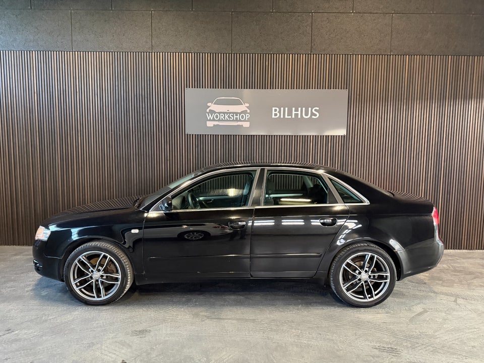 Audi A4 1,8 T 163 4d