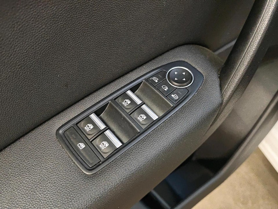 Renault Captur 1,3 TCe 130 Intens EDC 5d