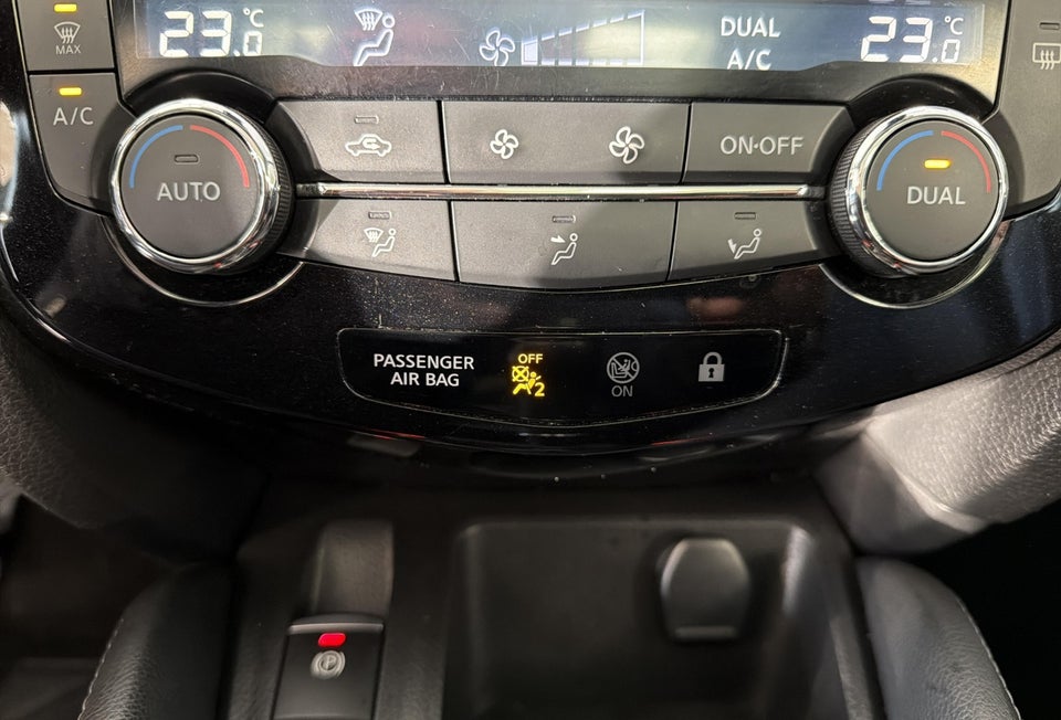 Nissan Qashqai 1,3 Dig-T 140 Acenta 5d