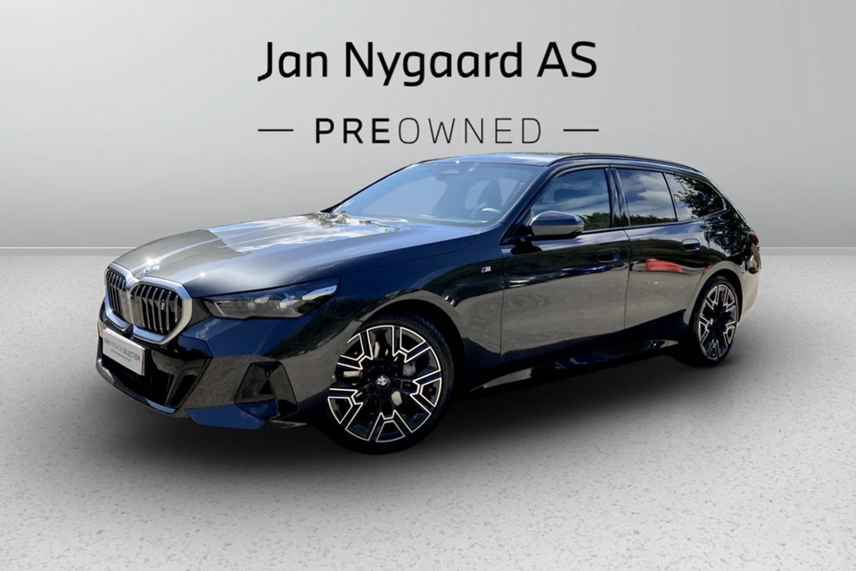 BMW i5 eDrive40 Touring Fully Charged 5d