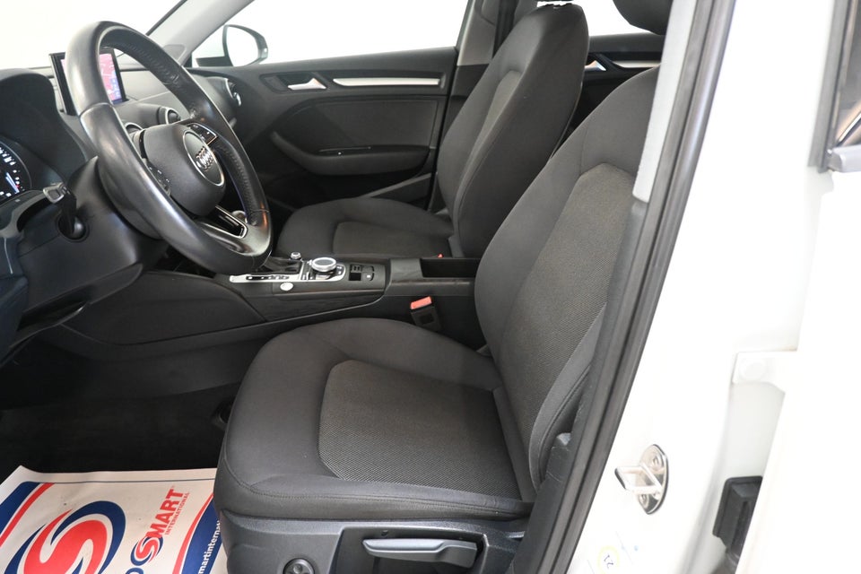 Audi A3 1,4 e-tron Sportback S-tr. 5d