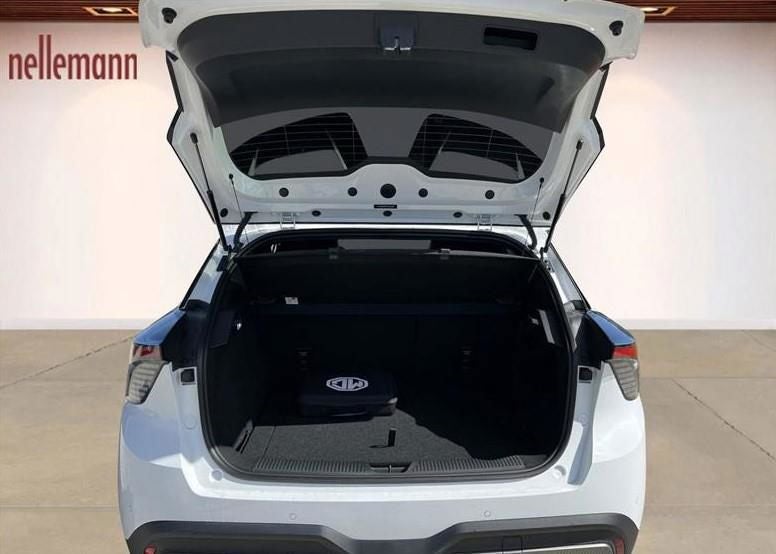 MG 4 77 Luxury Extended Range 5d