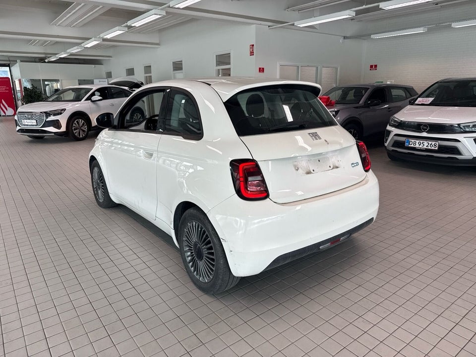 Fiat 500e 42 Icon 3d