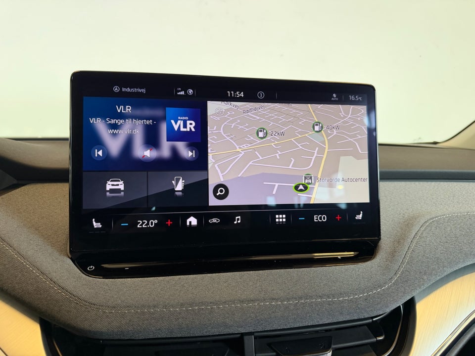 Skoda Enyaq 80 iV Plus Loft 5d