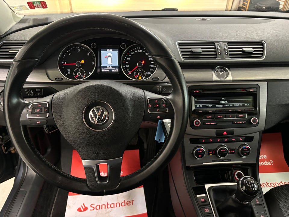 VW Passat 2,0 TDi 140 Comfortline Variant BMT 5d