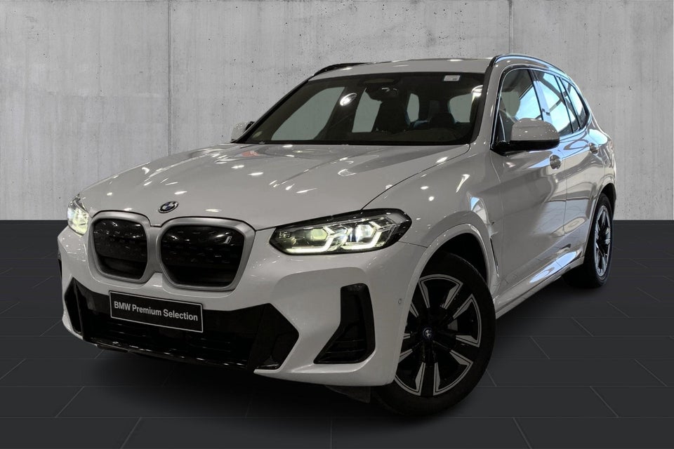 BMW iX3 Charged M-Sport 5d