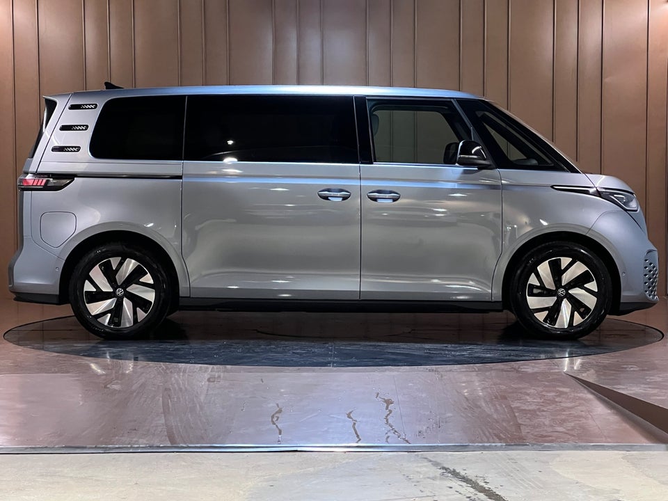 VW ID.Buzz 86 7prs LWB 5d