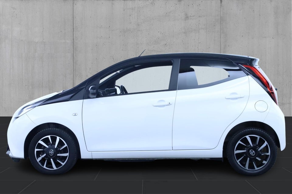Toyota Aygo 1,0 VVT-i x-cite 5d