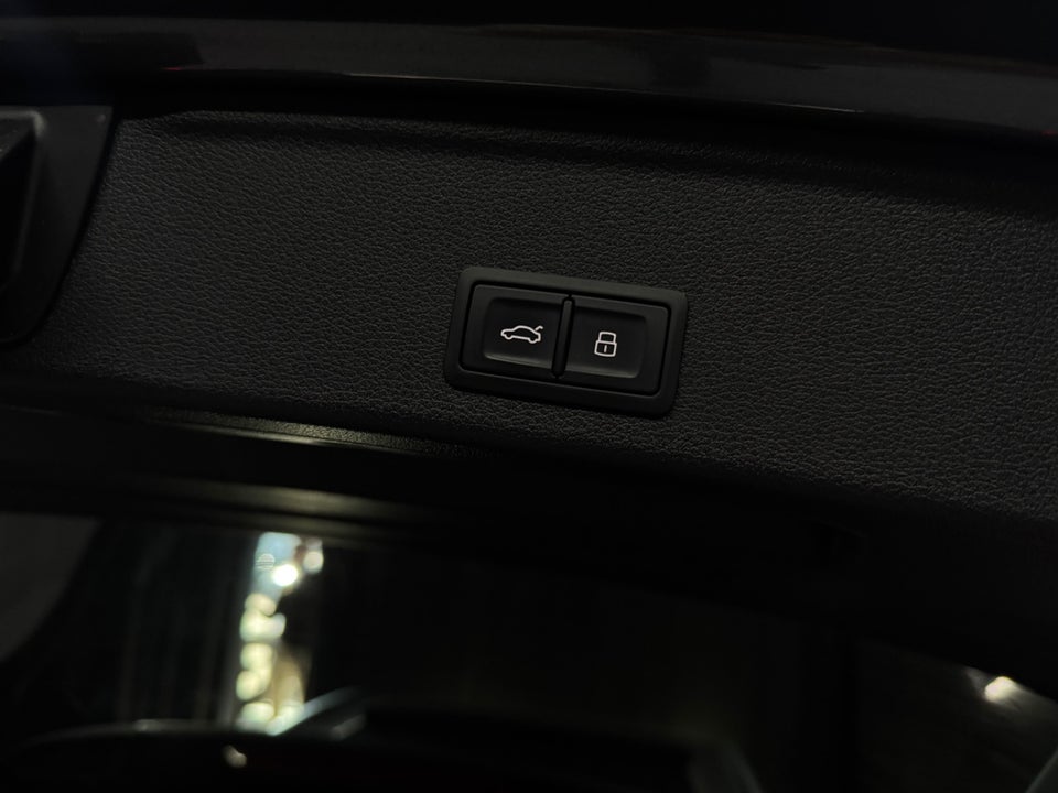 Audi A4 3,0 TDi 272 Sport Avant quattro Tiptr. Van 5d