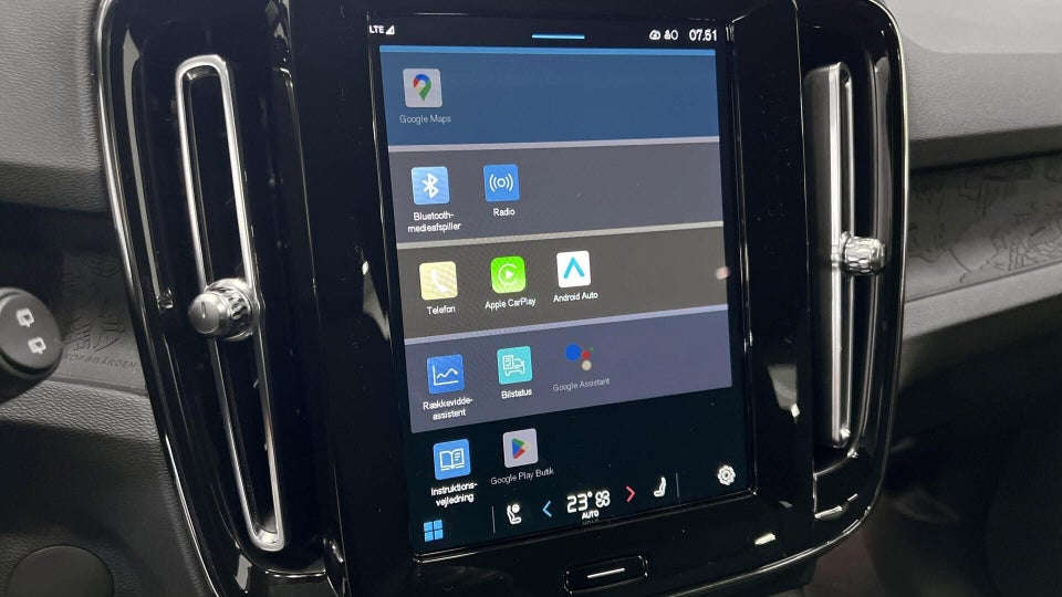 Volvo XC40 P6 ReCharge Core 5d