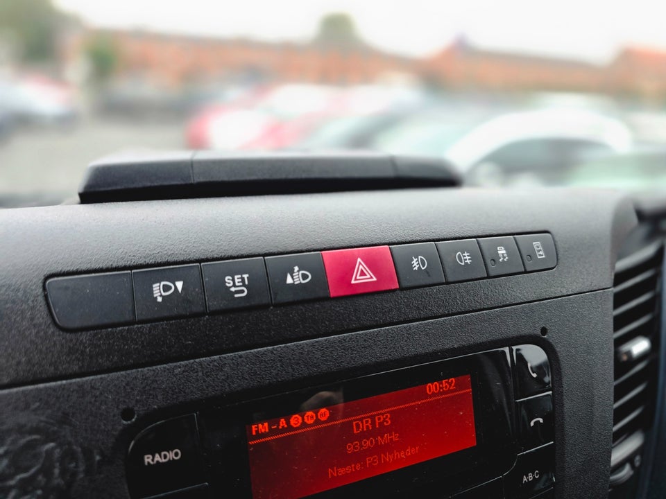 Iveco Daily 3,0 35S18 Alukasse m/lift AG8