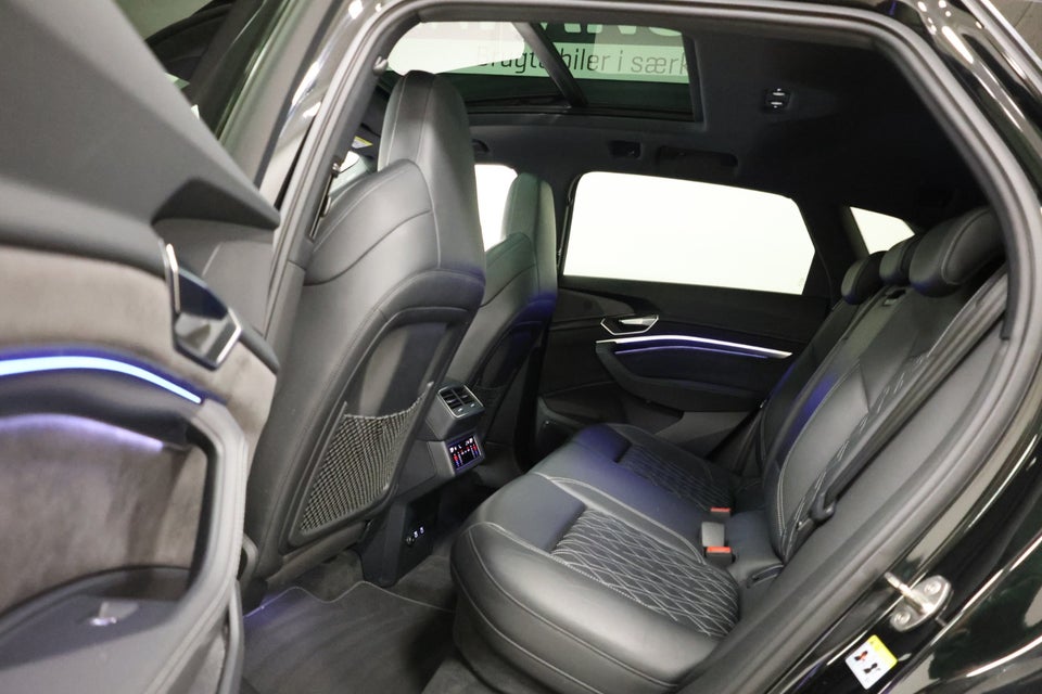 Audi e-tron 55 S-line quattro 5d
