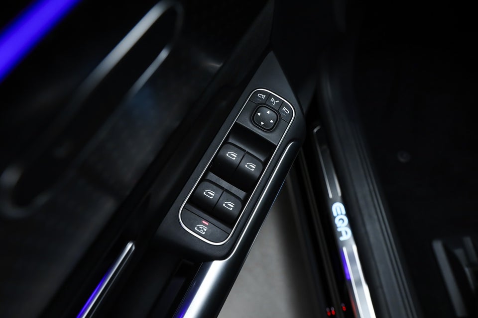 Mercedes EQA250+ AMG Advance 5d