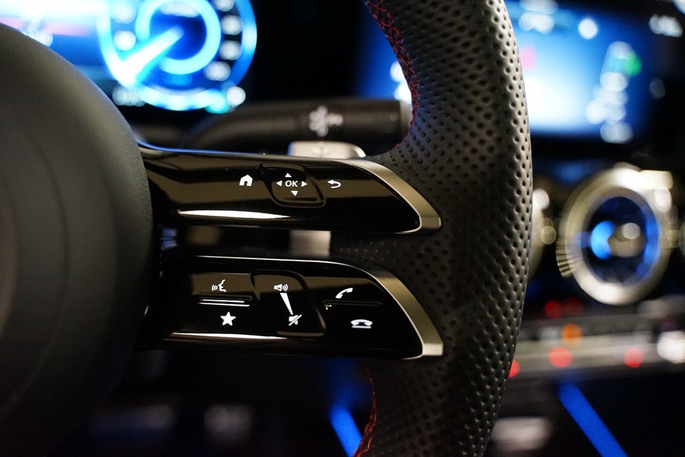 Mercedes EQA250+ AMG Premium 5d