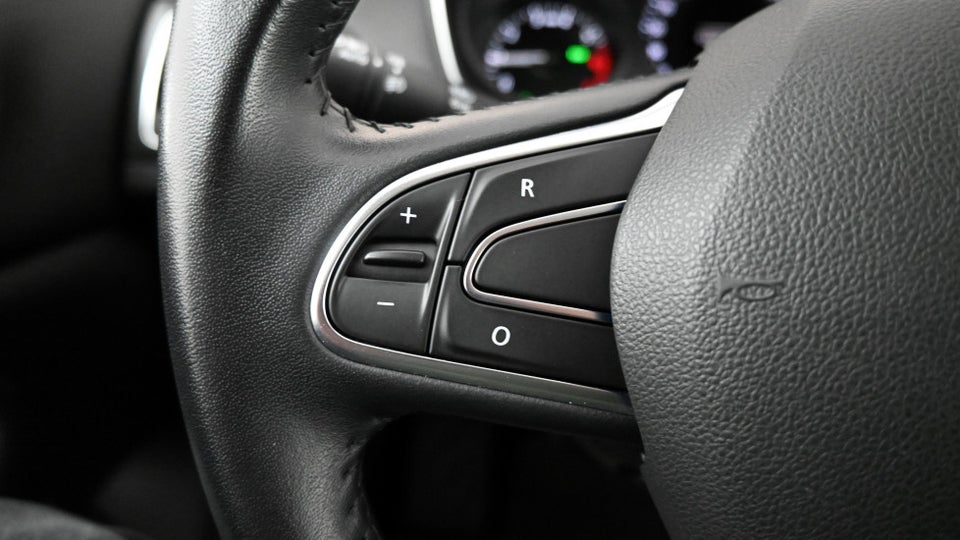 Renault Megane IV 1,3 TCe 140 Limited Sport Tourer 5d