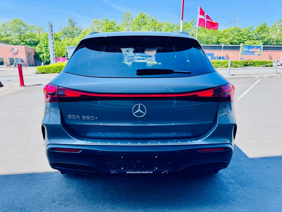 Mercedes EQA250+ AMG Advance 5d