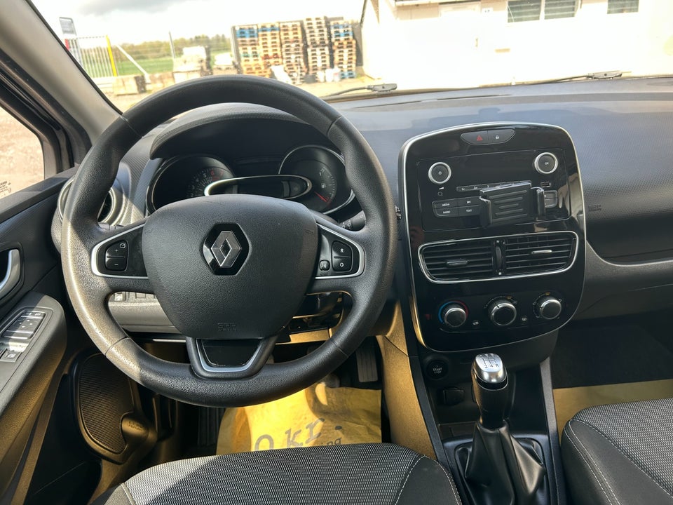 Renault Clio IV 1,2 16V Life Sport Tourer 5d
