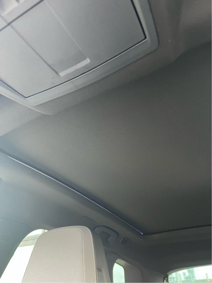 Opel Grandland-e 73 GS Sky 5d