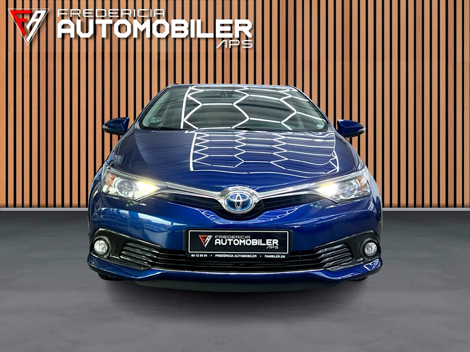Toyota Auris 1,8 Hybrid H2 Comfort CVT 5d