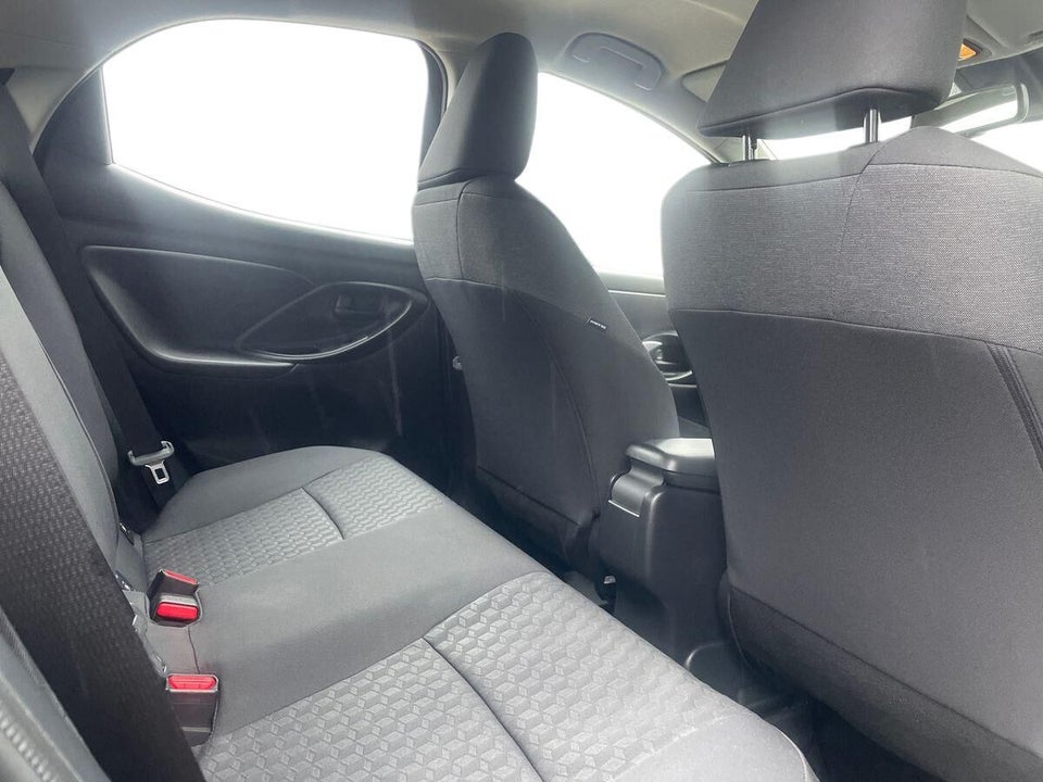 Toyota Yaris 1,5 Hybrid Style Technology e-CVT 5d