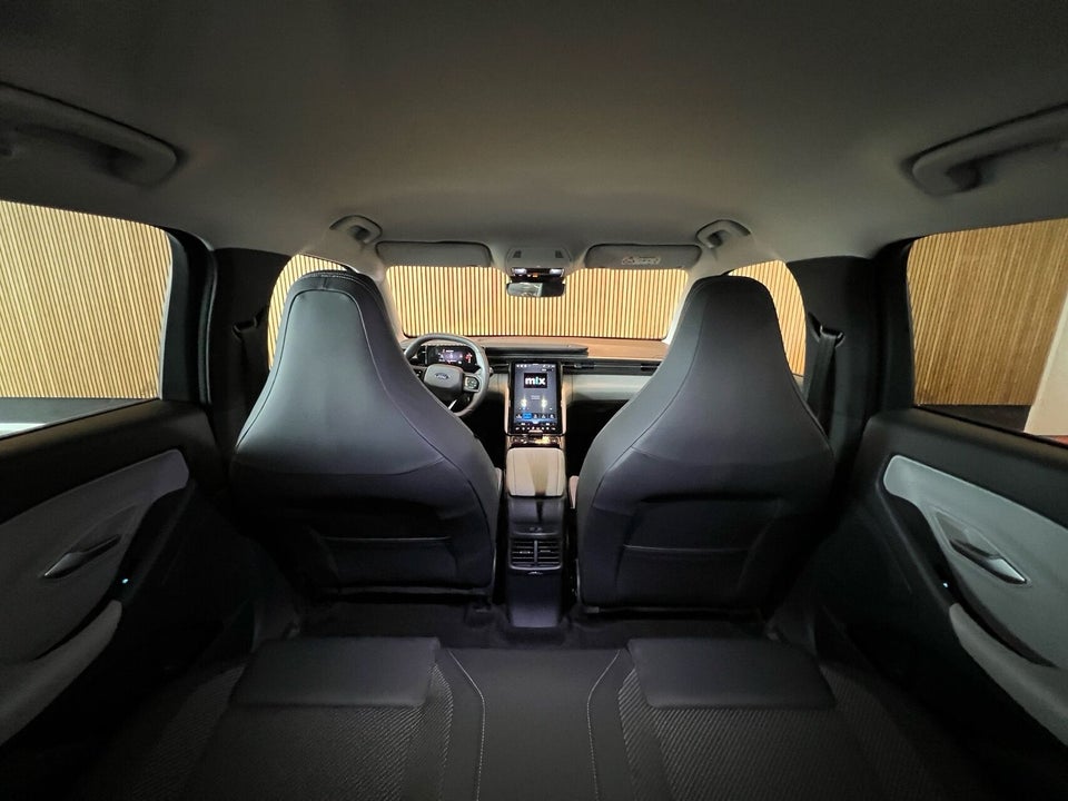 Ford Explorer 77 Select Extended Range 5d