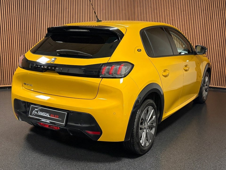 Peugeot e-208 50 Allure 5d