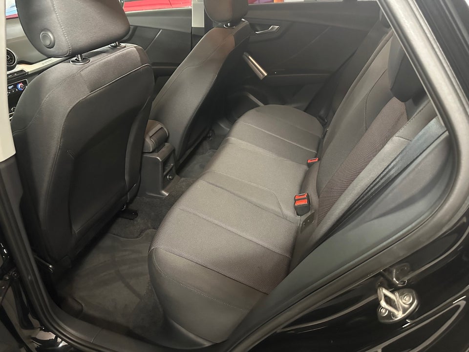 Audi Q2 35 TFSi Prestige S-tr. 5d