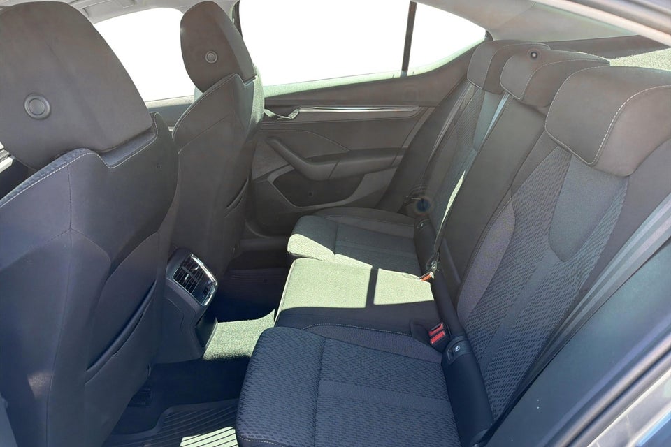 Skoda Octavia 1,0 eTSi 110 Style DSG 5d