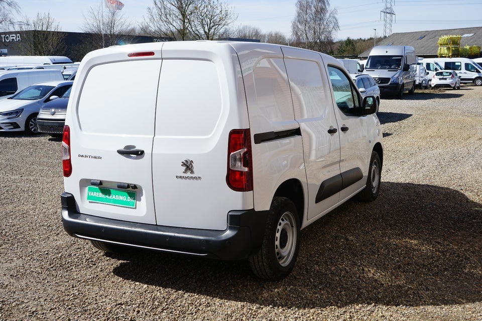 Peugeot Partner 1,5 BlueHDi 100 L1V1 Plus Van