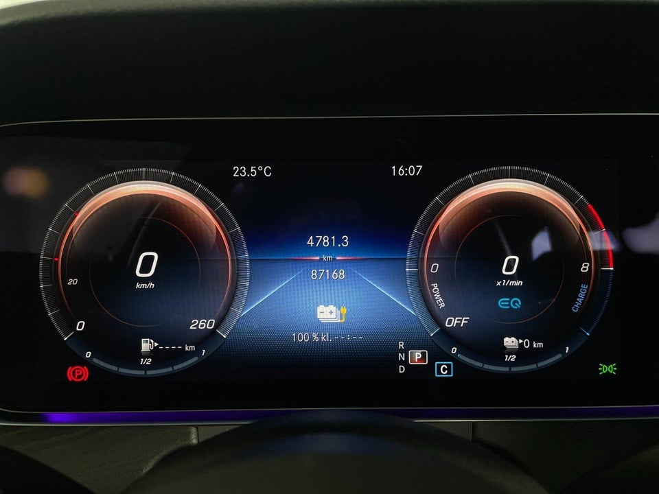 Mercedes E300 e 2,0 AMG Line stc. aut. 5d