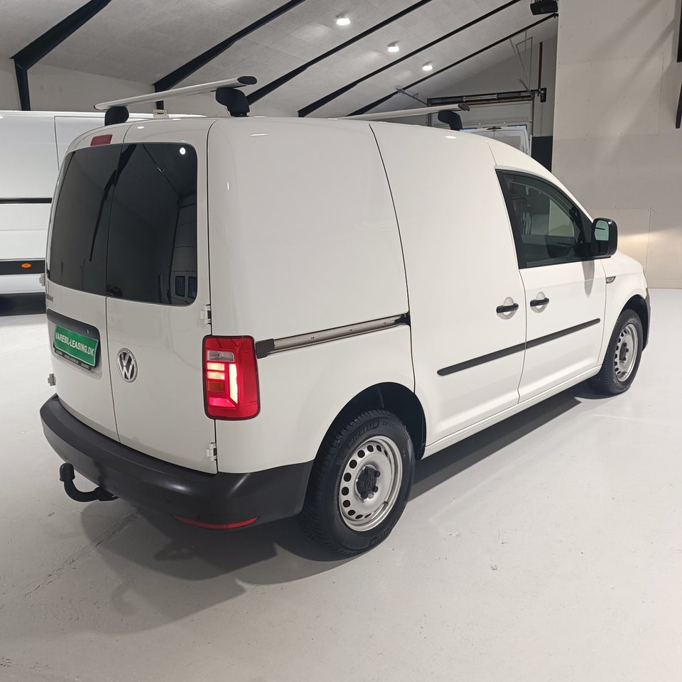 VW Caddy 2,0 TDi 102 BMT Van 4d