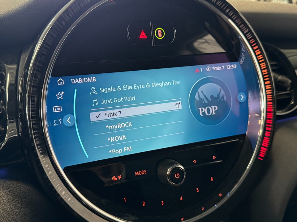 MINI Cooper SE Classic Trim 3d