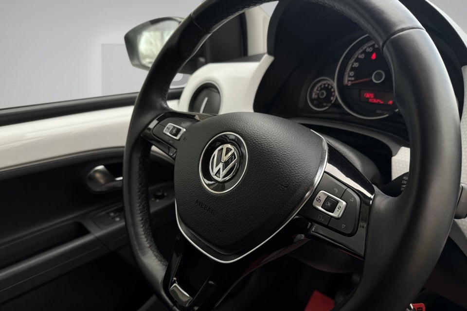 VW Up! 1,0 MPi 60 Design Up! BMT 5d