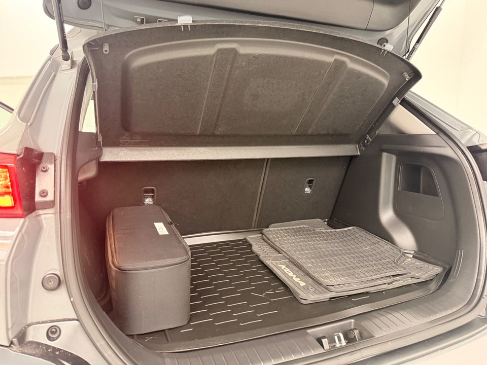 Hyundai Kona 64 EV Premium 5d