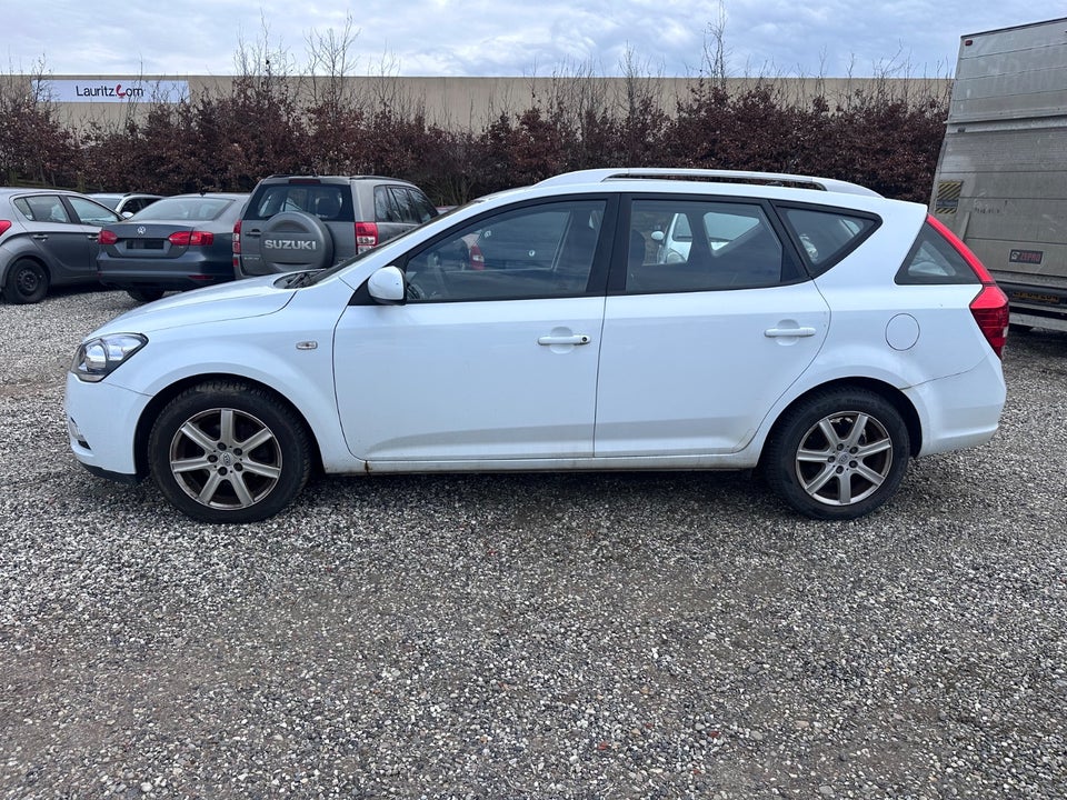 Kia Ceed 1,6 CRDi 115 Active Fashion SW 5d