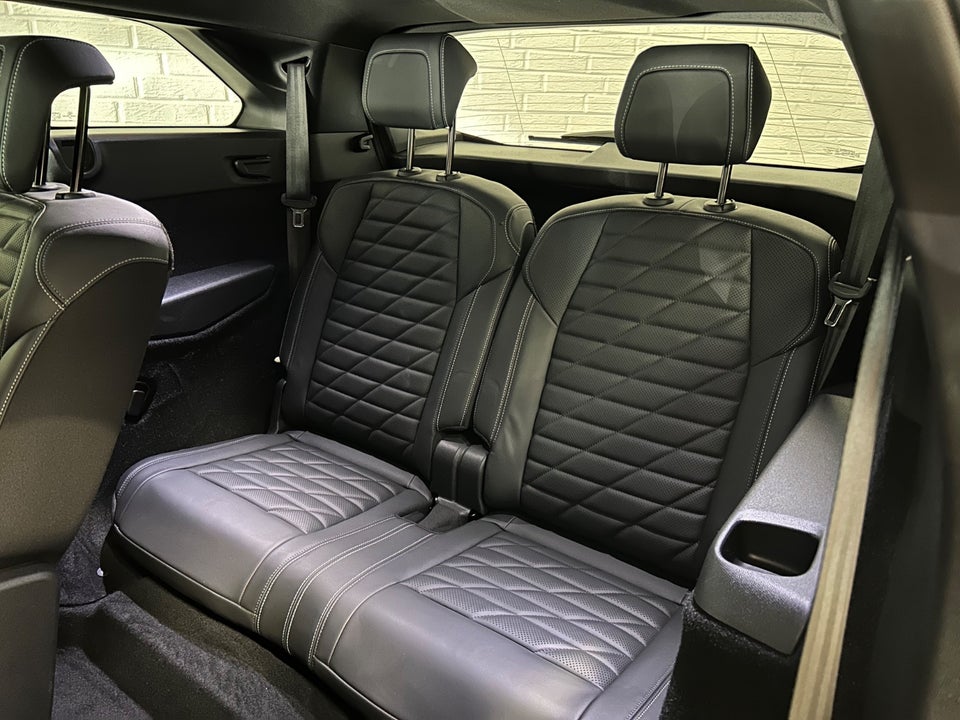 Peugeot e-5008 77 GT 7prs 5d