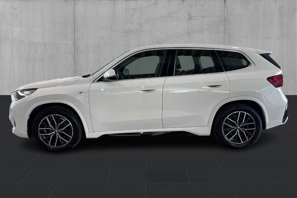 BMW iX1 xDrive30 M-Sport 5d