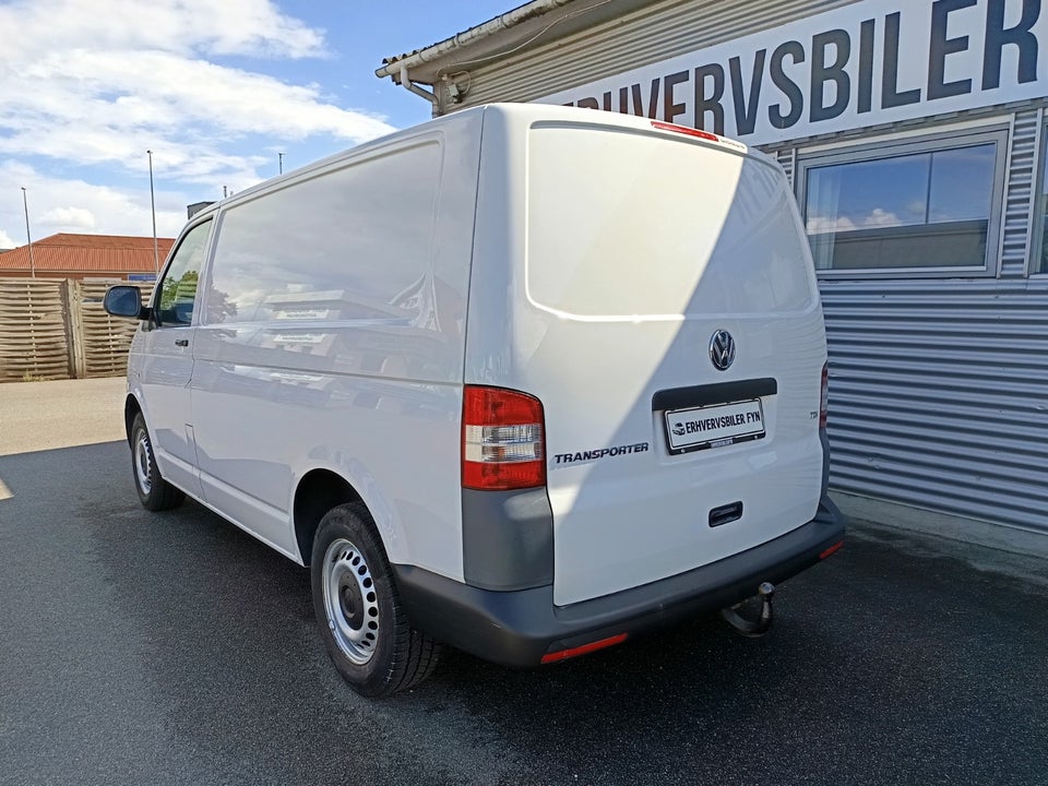 VW Transporter 2,0 TDi 84 Kassevogn kort 4d