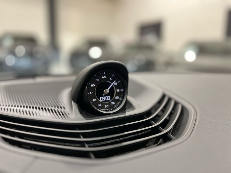 Porsche Taycan 4S Performance+ 4d